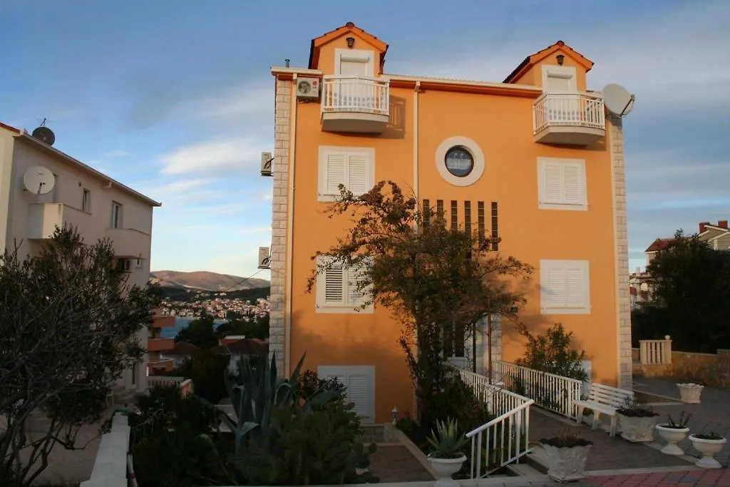 Apartment Villa Adriatic Trogir Croatia